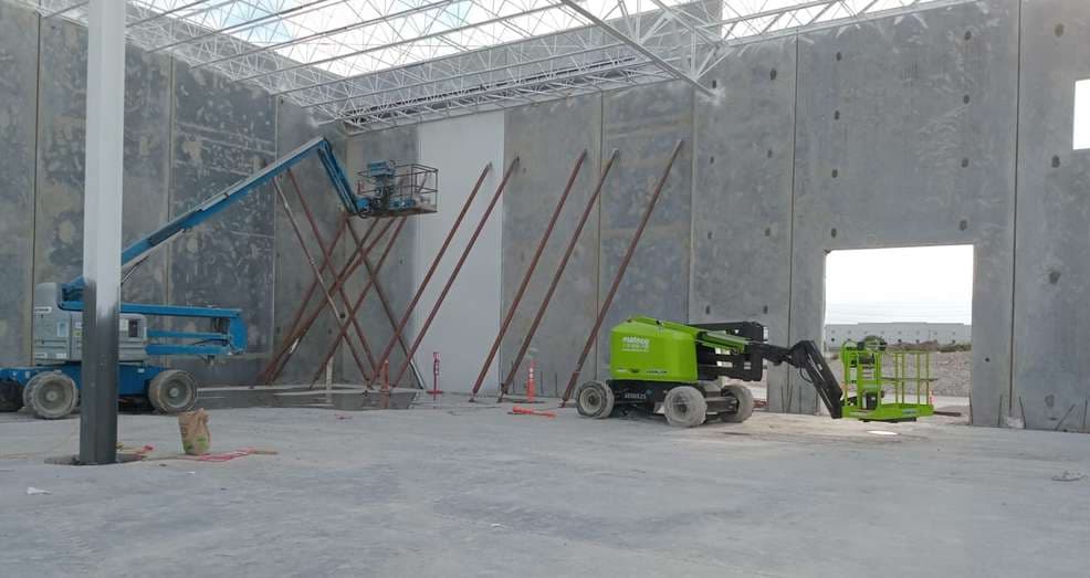 Proyecto Prologis 09 en Monterrey: resane, pintura y textura en fachadas